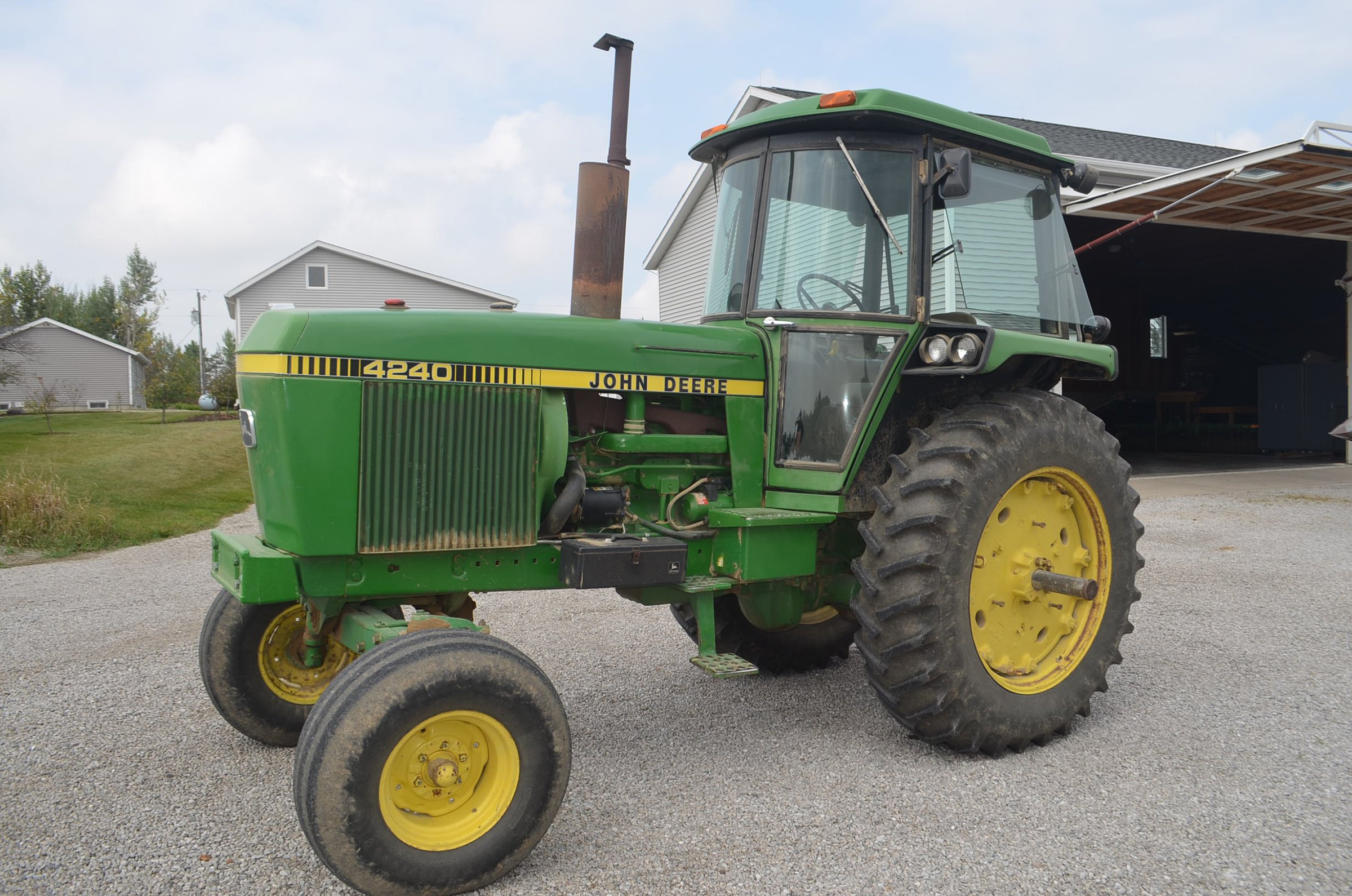 Property photo 1 - FARM EQUIPMENT AUCTION IN ALLEN COUNTY, INDIANA